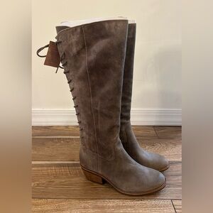 NEW Sofft Sharnell II Waterproof Suede Leather Boots Women's Size 8 Pietra Gray